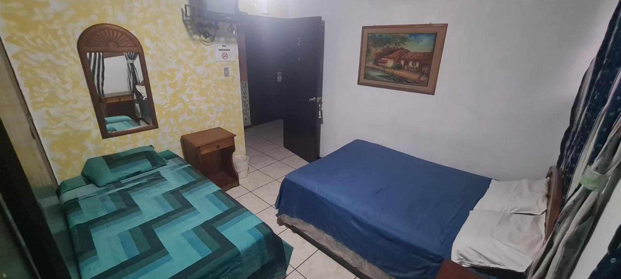 Hostal Dona Mercedes Juayua Екстер'єр фото