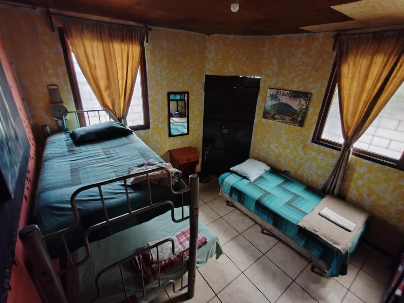 Hostal Dona Mercedes Juayua Екстер'єр фото